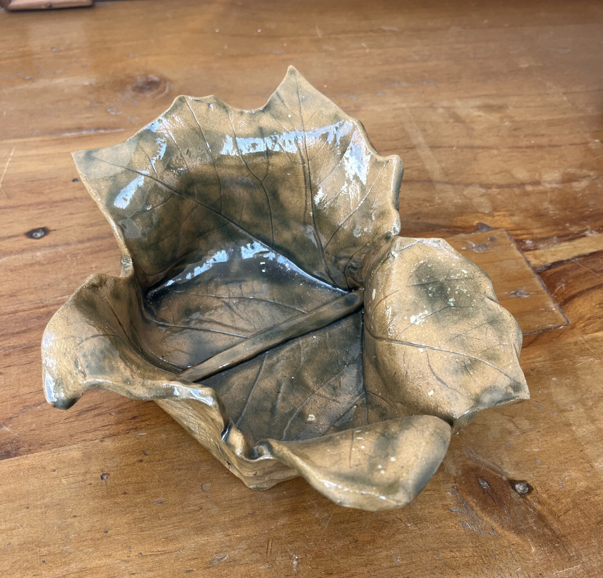 Leaf dish